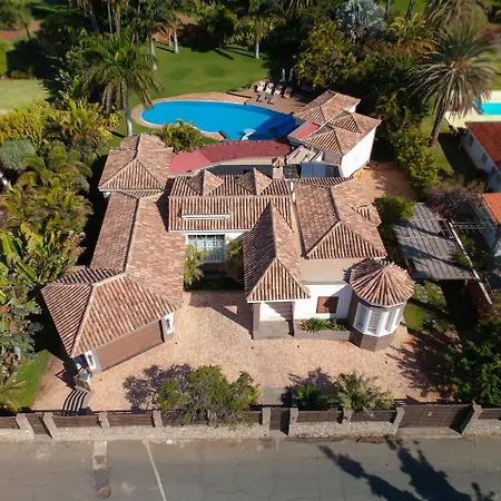 Maspalomas Golfside Luxury Villa * San Bartolome de Tirajana (Gran Canaria)